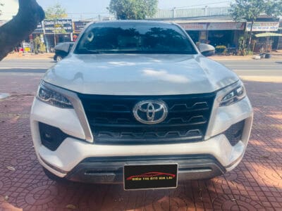 Toyota Fortuner 2.4G 4×2 MT | sản xuất 2021